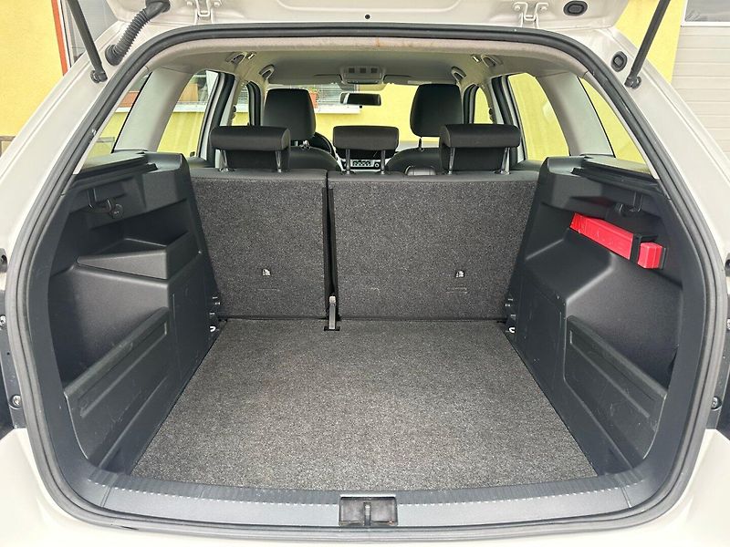 Škoda Fabia 1.4 TDi 1MAJ/ČR/DPH/Tempomat - fotka 16 z 36