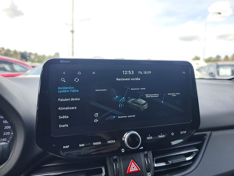 Hyundai i30 1.5 T-GDI/117kW N-Line - fotka 16 z 35