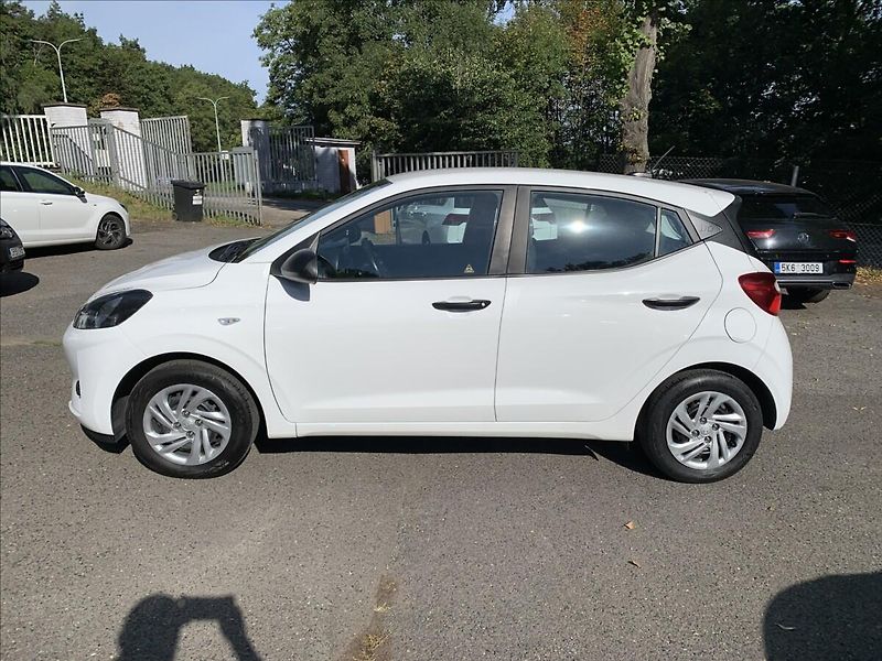Hyundai i10 1,0 i ČR,1.MAJITEL,SERVISKA - fotka 8 z 17