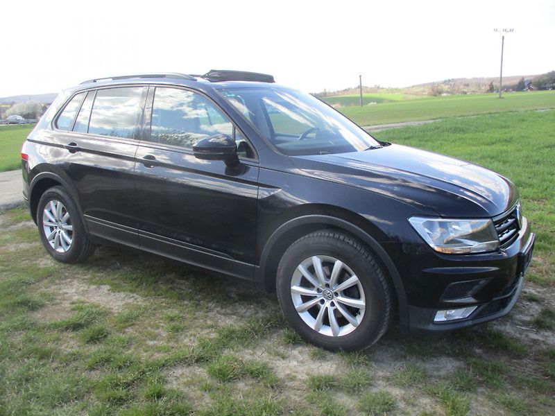 Volkswagen Tiguan 2.0TDi 110kW*TZ*PANORAMA*6MAN - fotka 4 z 43
