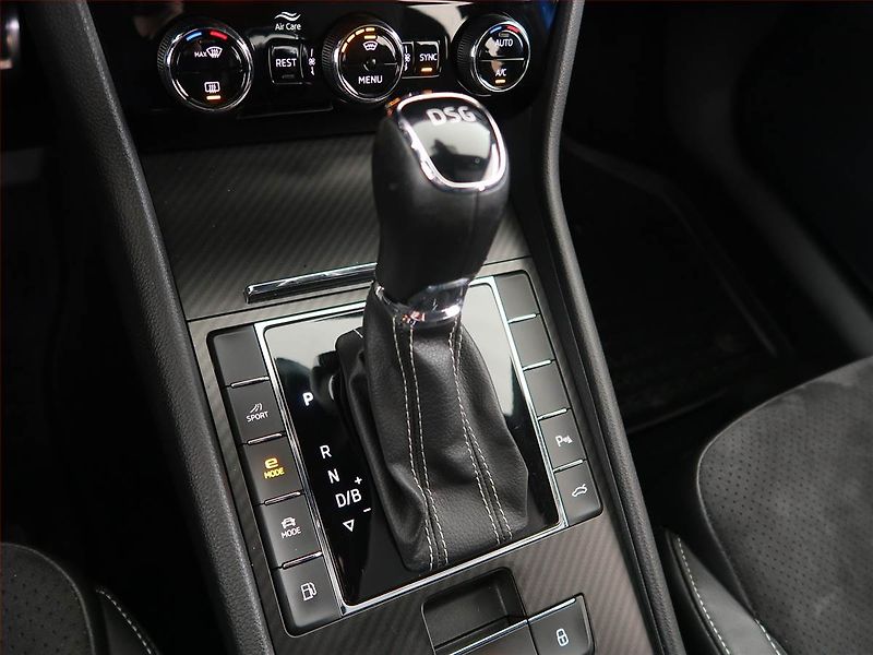 Škoda Superb (2020) Sportline iV 1.4 TSI PHEV - fotka 13 z 24