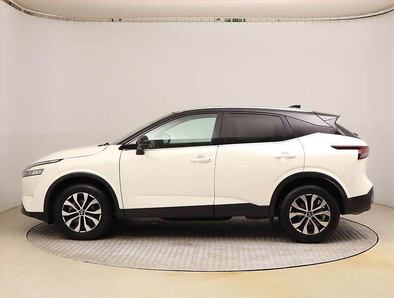Nissan Qashqai (2023) N-Style 1.3 DIG-T MHEV - fotka 3 z 25