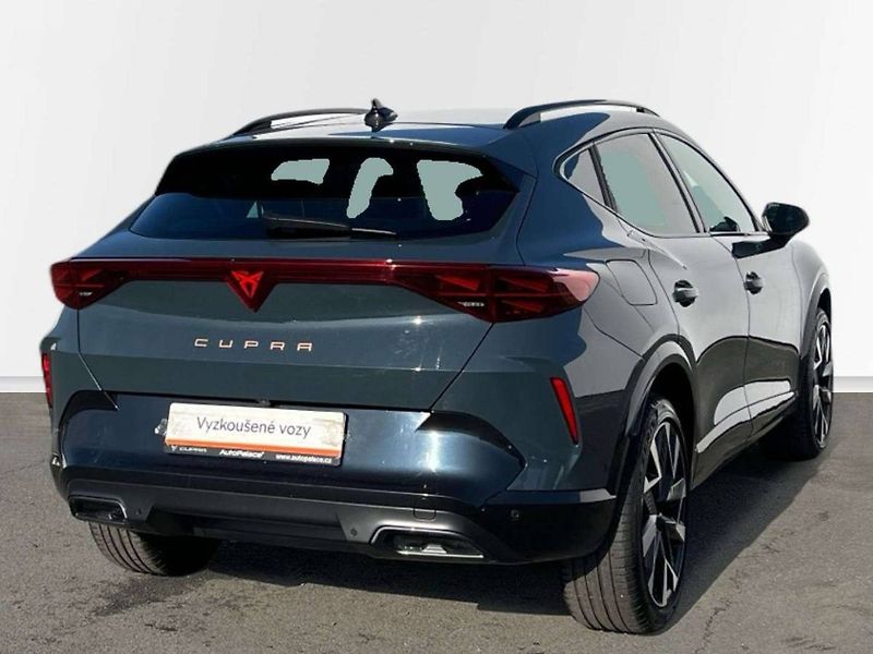 Cupra Formentor (2025) 1.5 eTSI DSG - fotka 20 z 20
