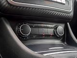 Mercedes-Benz GLA (2017) 200D 100KW LED – PO SERVISU - náhled 28