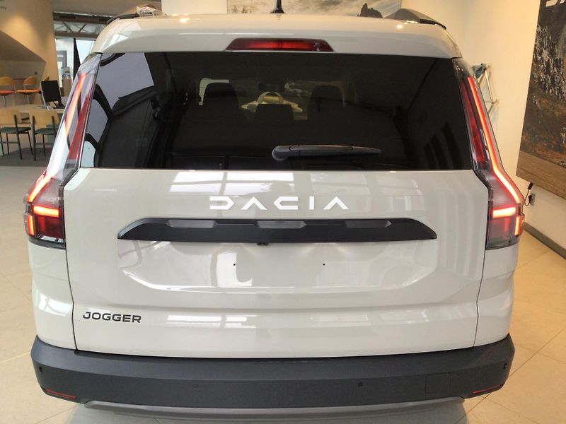 Dacia Jogger (2026) AUTOMAT LPG MAX. MOŽNÁ VÝBAVA - fotka 7 z 17