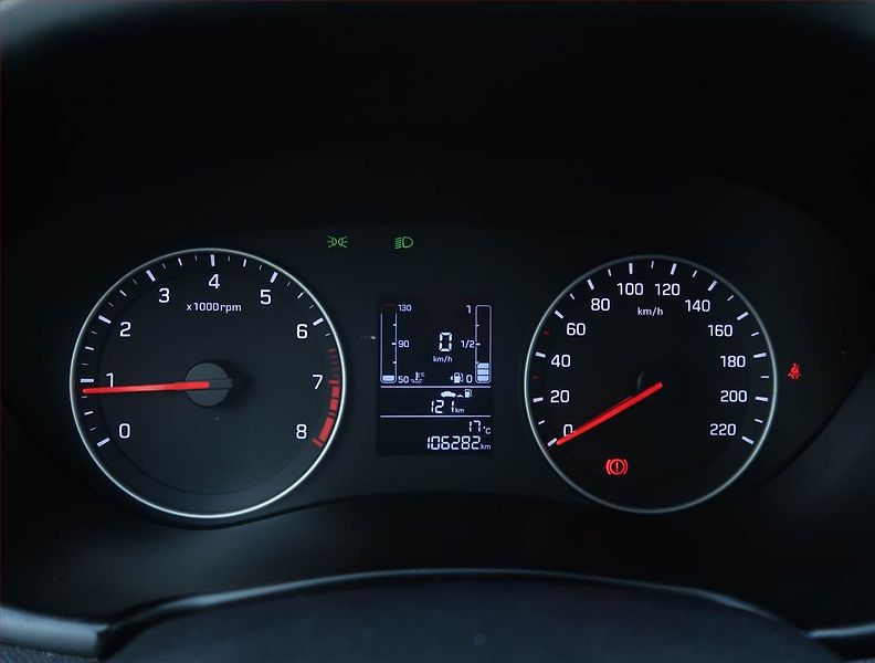 Hyundai i20 (2019) 1.2, Serv.kniha - fotka 11 z 15