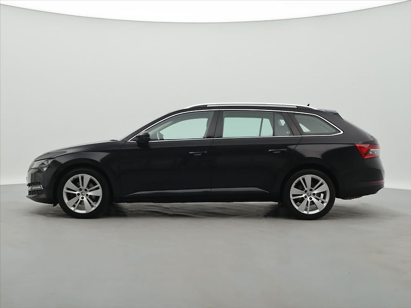 Škoda Superb 2,0 TDI 147kW DSG CZ Style DPH - fotka 4 z 36