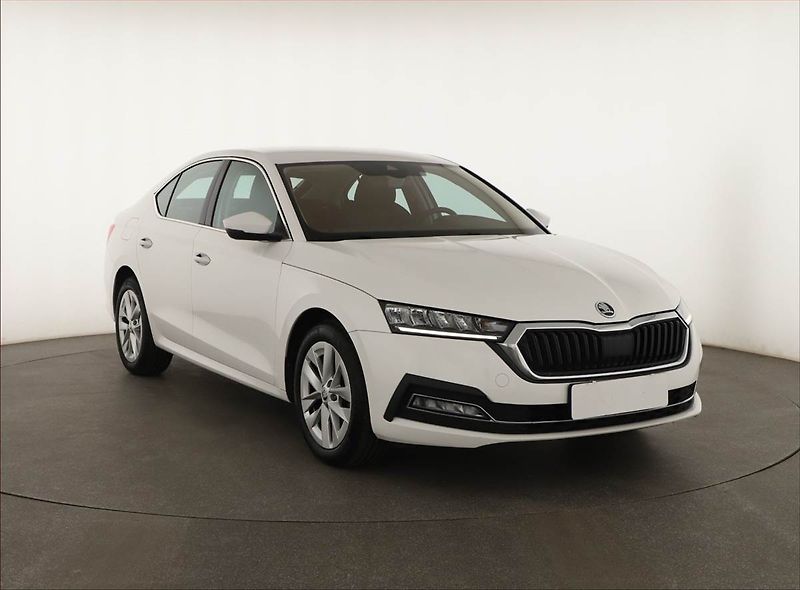 Škoda Octavia (2022) Style 1.5 TSI, ČR,1.maj - fotka 1 z 20