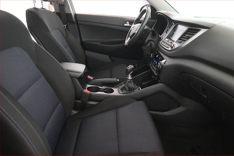 Hyundai Tucson (2016) 1.7 CRDi, ČR,1.maj, Navi - fotka 9 z 17