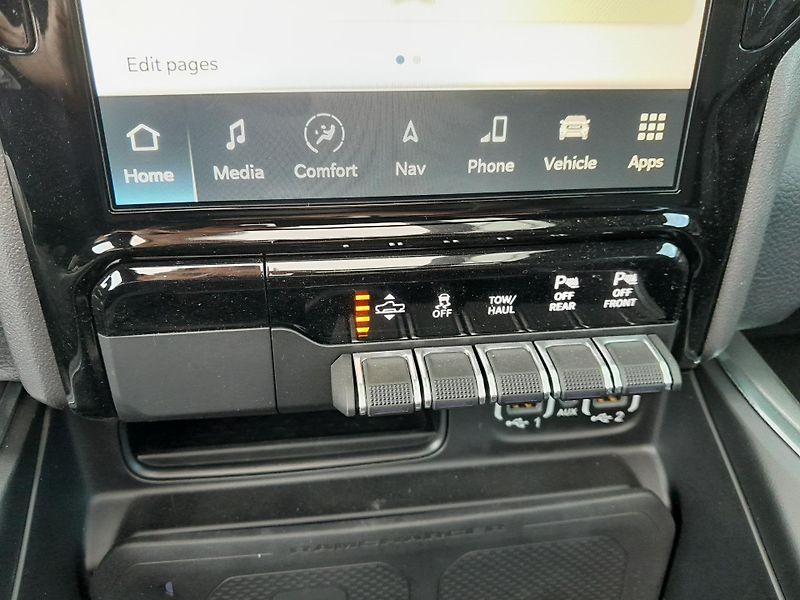 Dodge RAM (2024) 1500, 5.7 V8  Laramie - fotka 26 z 43
