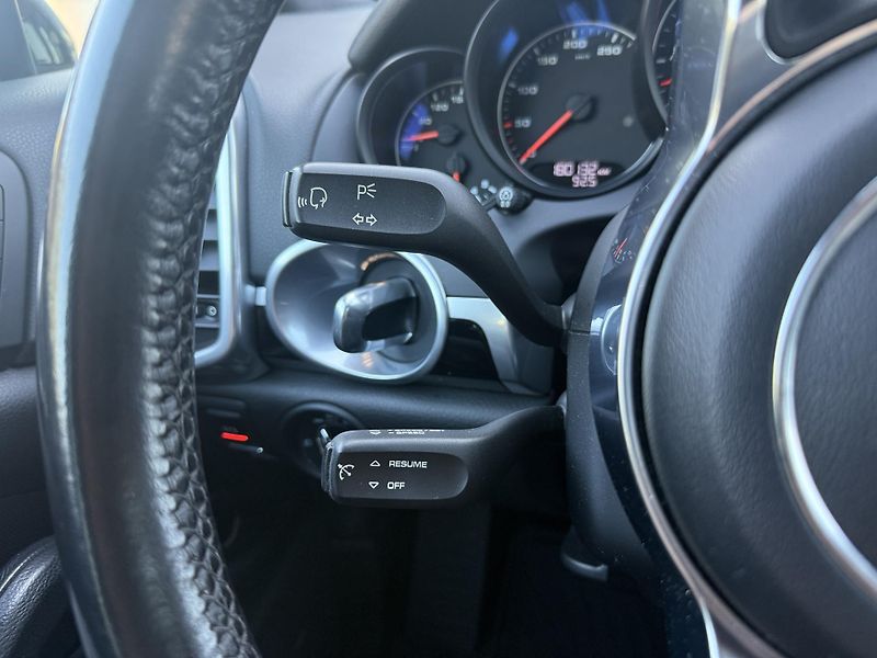 Porsche Cayenne 3.0 D Platinum Edition - fotka 22 z 42