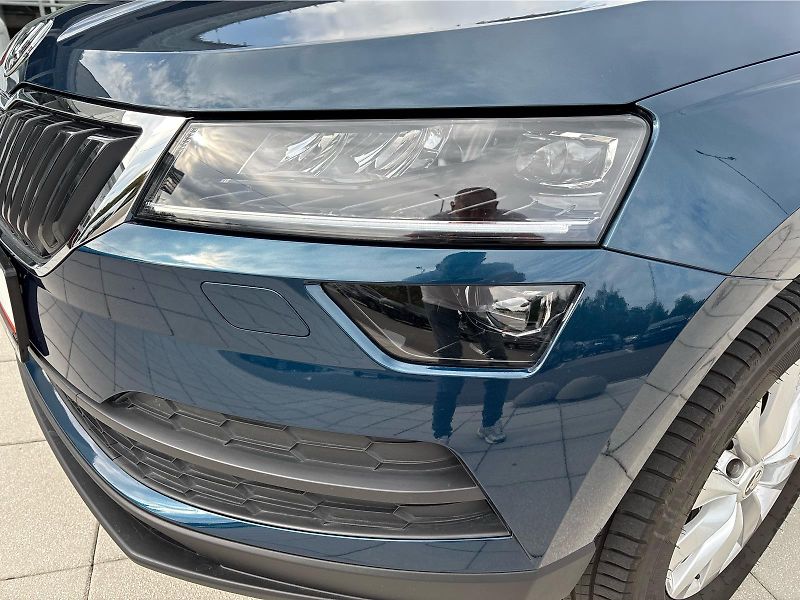 Škoda Karoq 2,0TDi 85kW AMBITION PLUS - fotka 30 z 30