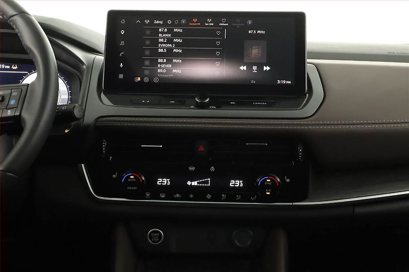 Nissan Qashqai (2025) Tekna 1.3 DIG-T MHEV - fotka 14 z 18