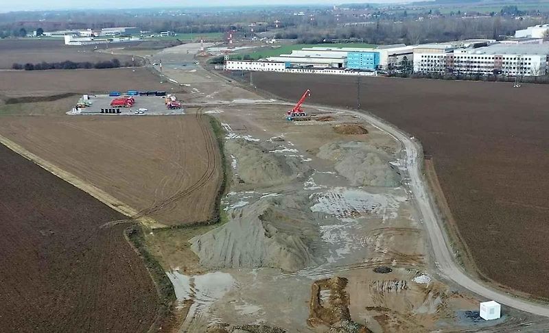 Stavba D1 Říkovice-Přerov, únor 2024. Pohled z výšky.