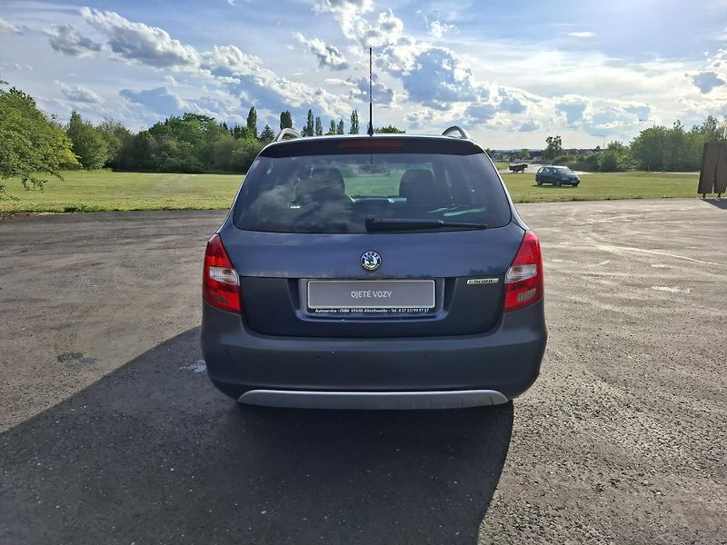 Škoda Fabia (2010) II kombi SCOUT 1.2TSi 77kW - fotka 5 z 19