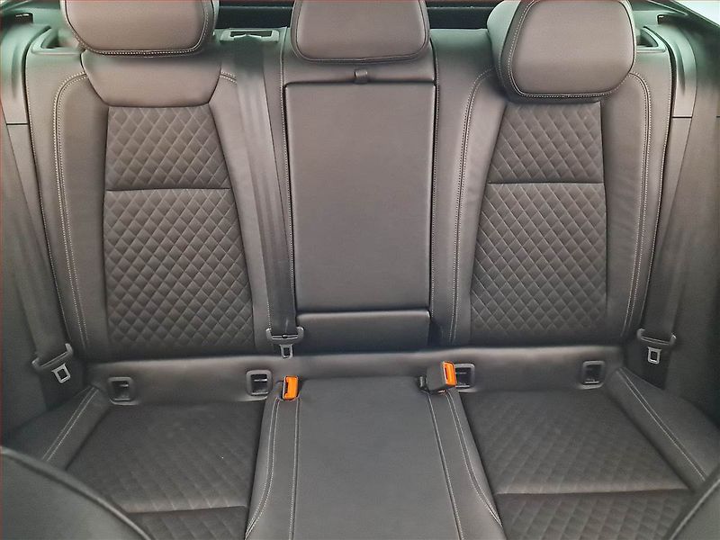 Škoda Karoq (2021) Style 1.5 TSI - fotka 10 z 30