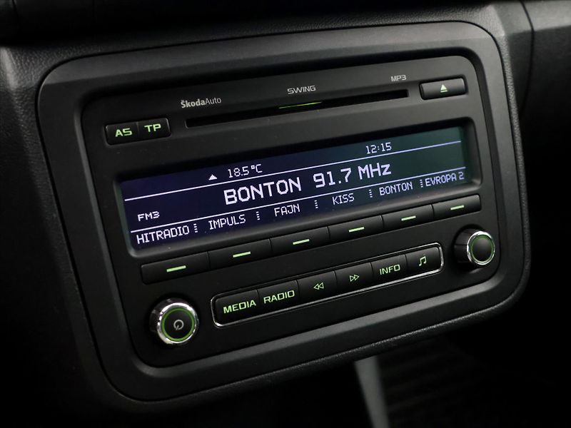 Škoda Fabia 1,2 TSI 63kW Ambition Klima - fotka 23 z 35