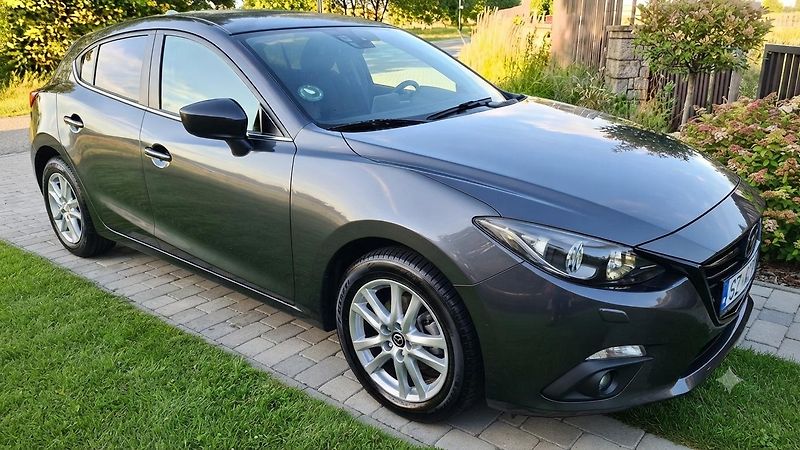 Mazda 3 1.5 74kw krásná 1. majitel - fotka 20 z 30