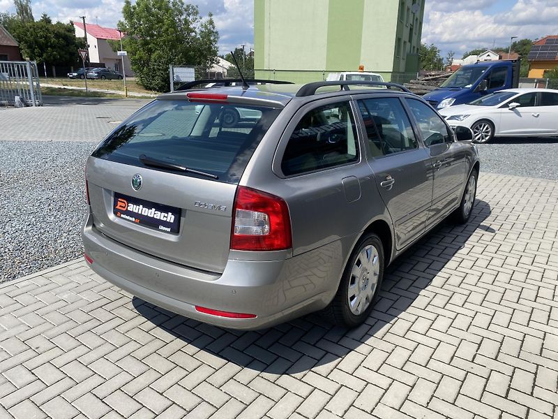 Škoda Octavia 1.6i 75kW - KLIMATIZACE - PDC - fotka 5 z 35