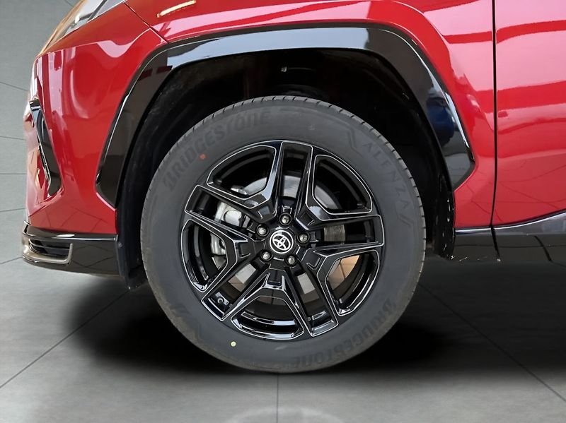Toyota RAV4 GR SPORT 4X4 - fotka 13 z 13