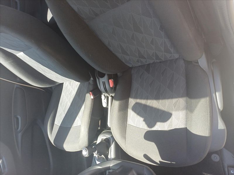 Citroën C-Elysée 1,2   FEEL 60kW - fotka 10 z 21