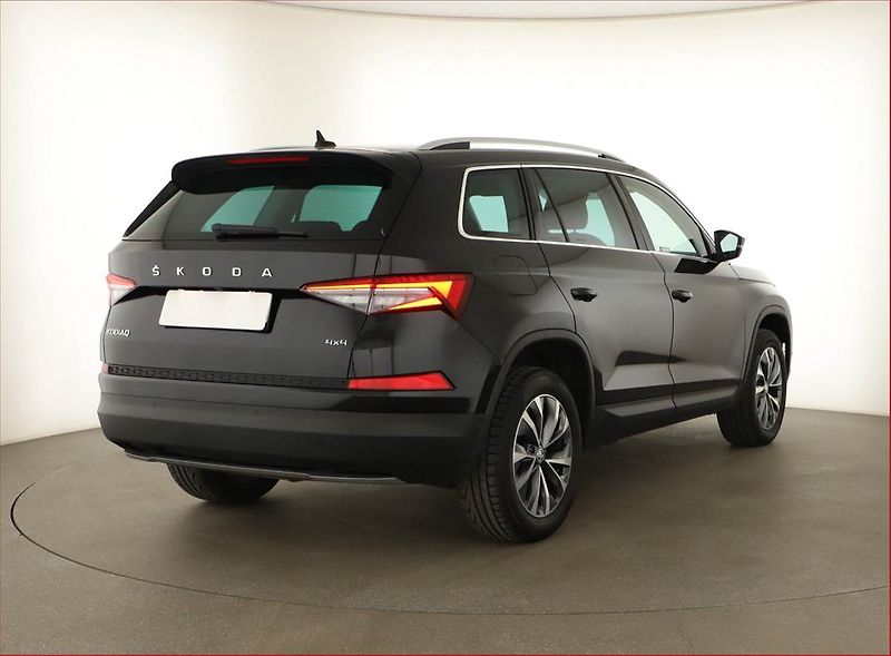 Škoda Kodiaq (2023) 2.0 TDI - fotka 5 z 20