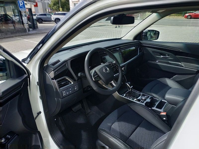 KGM Korando 1.5T, ELEG.,2WD, AT, SKLADEM - fotka 11 z 30