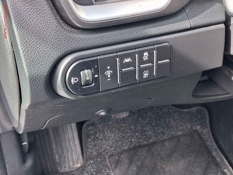 Kia Ceed (2022) 1.5 T-GDi SW, 2.maj,ČR, TOP - fotka 12 z 19
