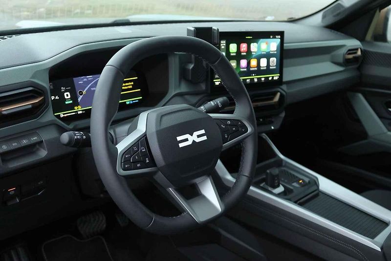 Dacia Bigster je posledním přírůstkem do modelové řady značky a zároveň její vlajkovou lodí.