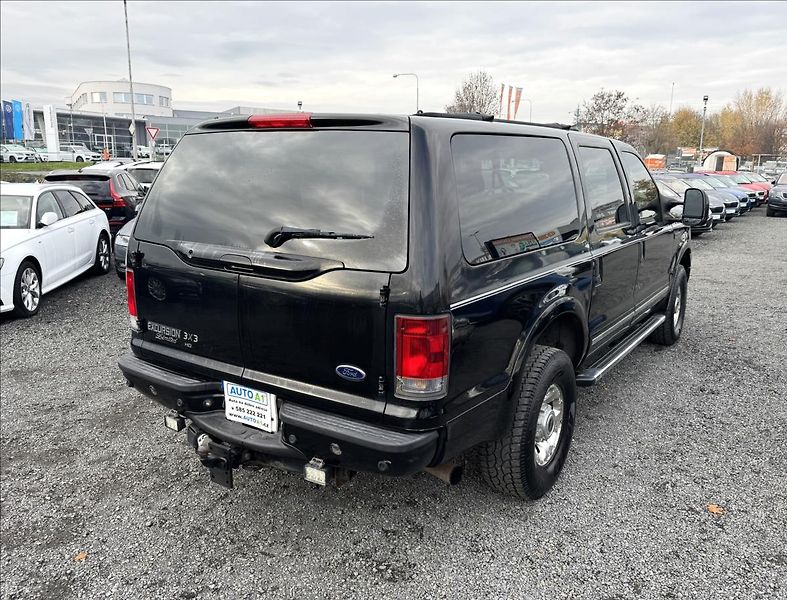 Ford Excursion 6,0 V8 4X4 KŮŽE TAŽNÉ NOVÁ STK - fotka 4 z 39