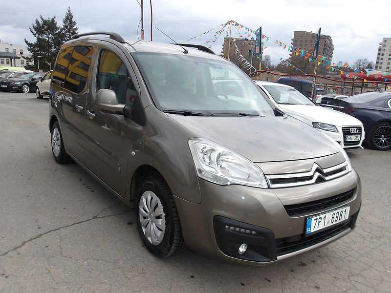 Peugeot Partner Tepee 1,6HDi ČR 1.MAJ.! -21%DPH !!! - fotka 5 z 33