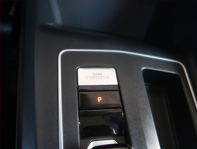 Volkswagen Golf (2020) Life 2.0 TDI, Automat - fotka 18 z 21