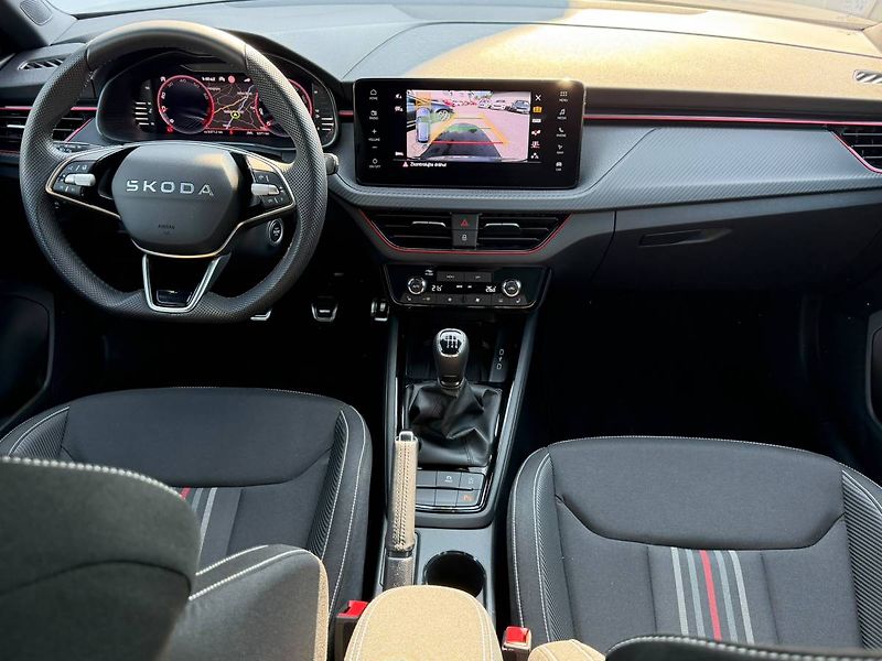 Škoda Kamiq Monte Carlo 1,0 TSI 85 kW 6° M - fotka 5 z 35