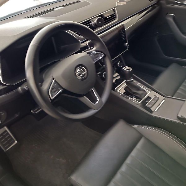 Škoda Superb (2019) L&K 1,5TSI 110kW AP - fotka 5 z 10