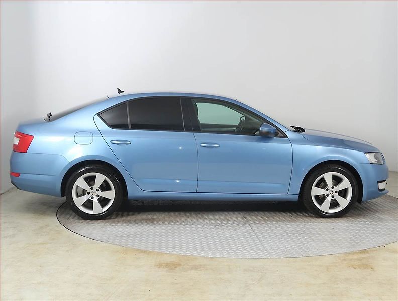 Ford Ranger (2017) Limited 2.2 TDCi - fotka 6 z 18