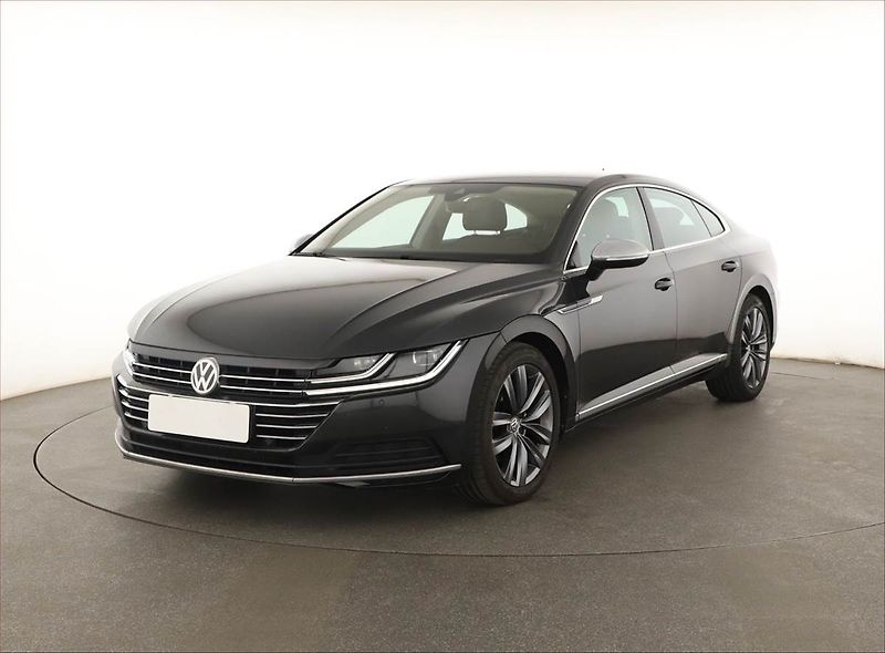 Volkswagen Arteon (2019) Elegance 2.0 TSI - fotka 2 z 21