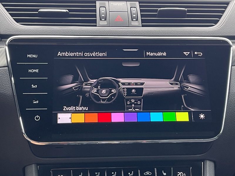 Škoda Superb (2022) Sportline 2.0 TDI 147kW DSG - fotka 19 z 35