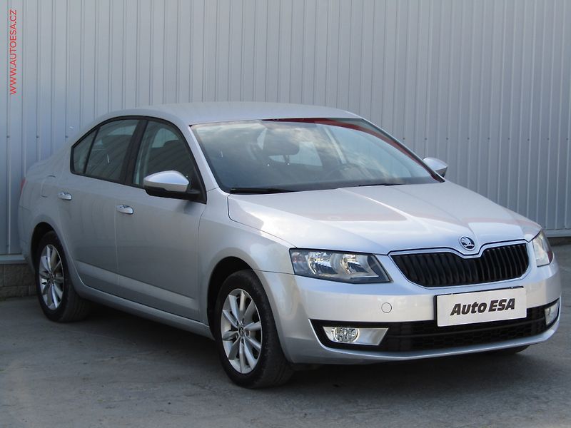 Škoda Octavia (2014) 1.6TDi, ČR, Ambiente, TZ - fotografie inzerátu
