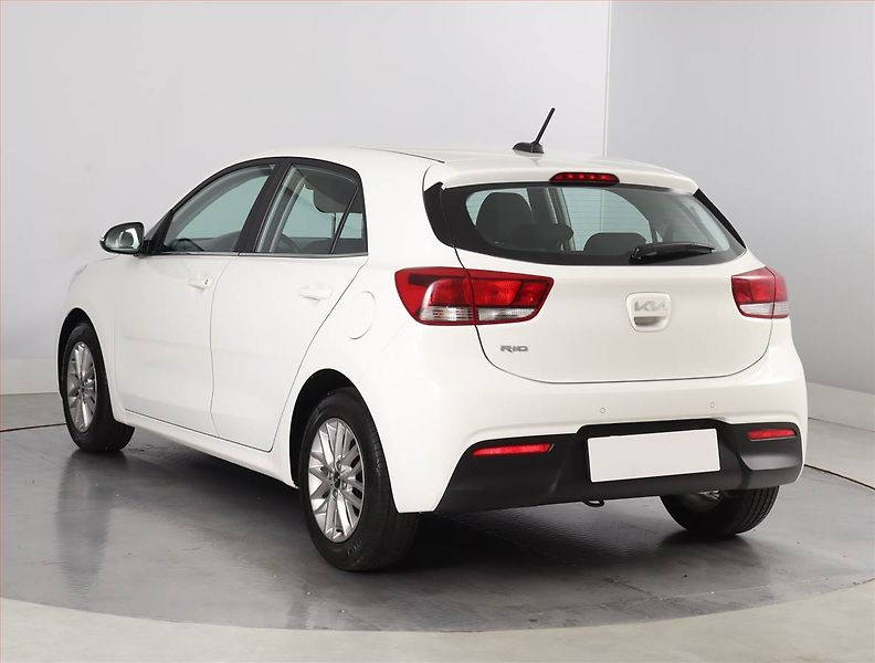 Kia Rio (2023) Exclusive 1.2 DPI, ČR,1.maj - fotka 4 z 21