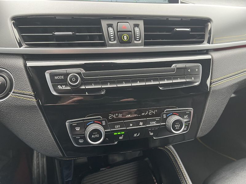 BMW X2 2.0xD M-paket-AT-KŮŽE-NAVI-ČR! - fotka 33 z 42