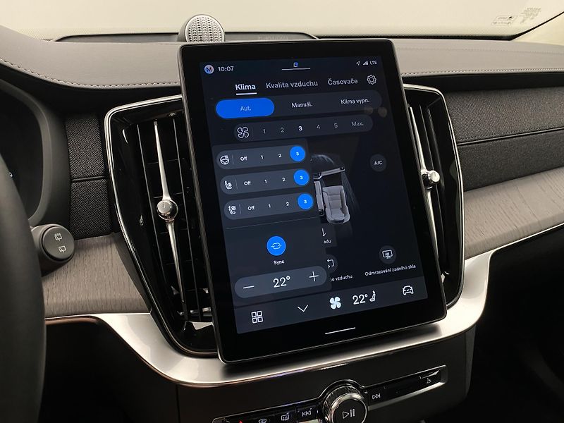 Volvo XC90 (2026) T8 AWD Plug-in BRIGHT ULTRA - fotka 47 z 76