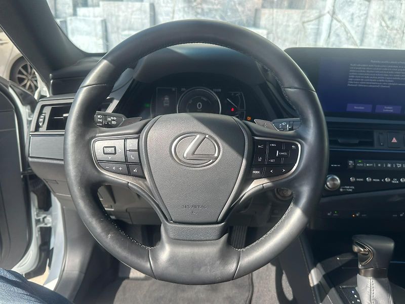 Lexus ES 300h (2024) 2.5HEV,131KW, BUSINESS EDITION - fotka 29 z 45