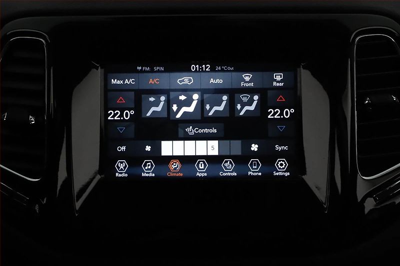 Jeep Compass (2020) 1.3 T-GDI, Kůže, Tempomat - fotka 13 z 19