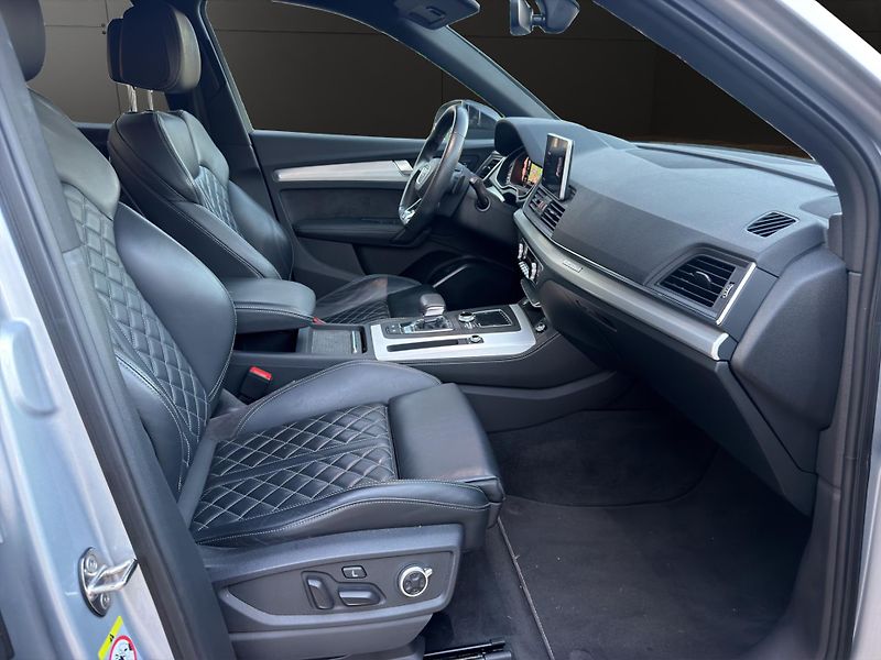 Audi Q5 (2019) S-LINE 40TDI OPTIK TAŽNÉ - fotka 18 z 27