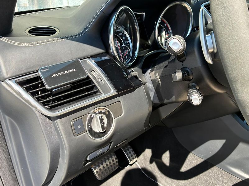 Mercedes-Benz Třídy M (2015) ML63 AMG ,386KW, 4MATIC, H/K - fotka 25 z 43