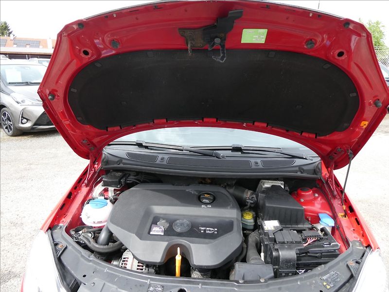 Škoda Roomster 1,9 TDi 77kW,ČR,2.majitel,klim - fotka 31 z 39