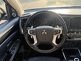 Mitsubishi Outlander (2017) - náhled 17