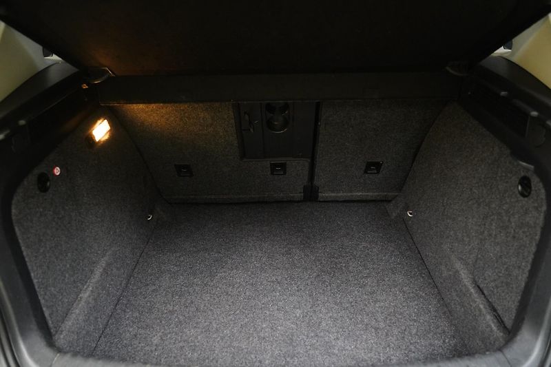 Volkswagen Tiguan - fotka 24 z 24