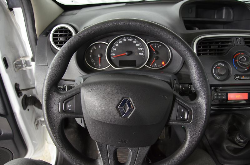 Renault Kangoo (2021) 1.5BdCi 95 Zen 5d - fotka 11 z 17