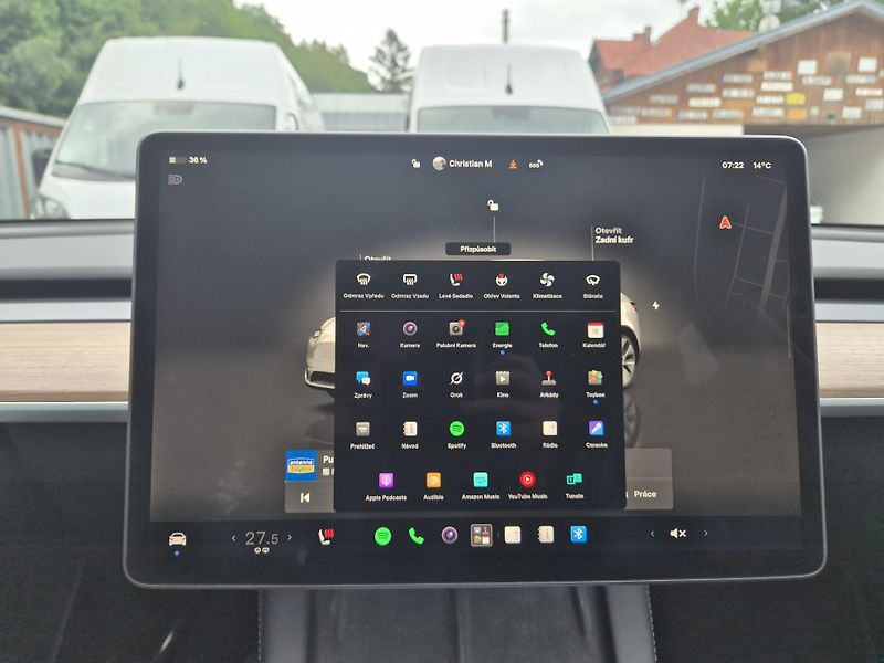Tesla Model Y LONG RANGE DUAL MOTOR TZ 91 % - fotka 34 z 50